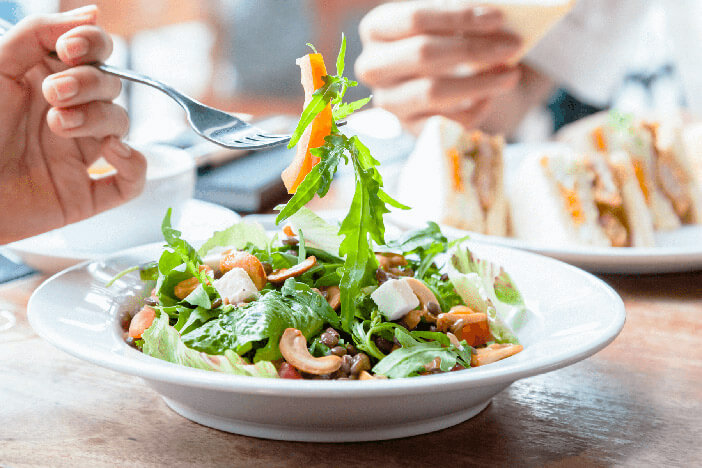 im-restaurant-abnehmen-gesund-essen